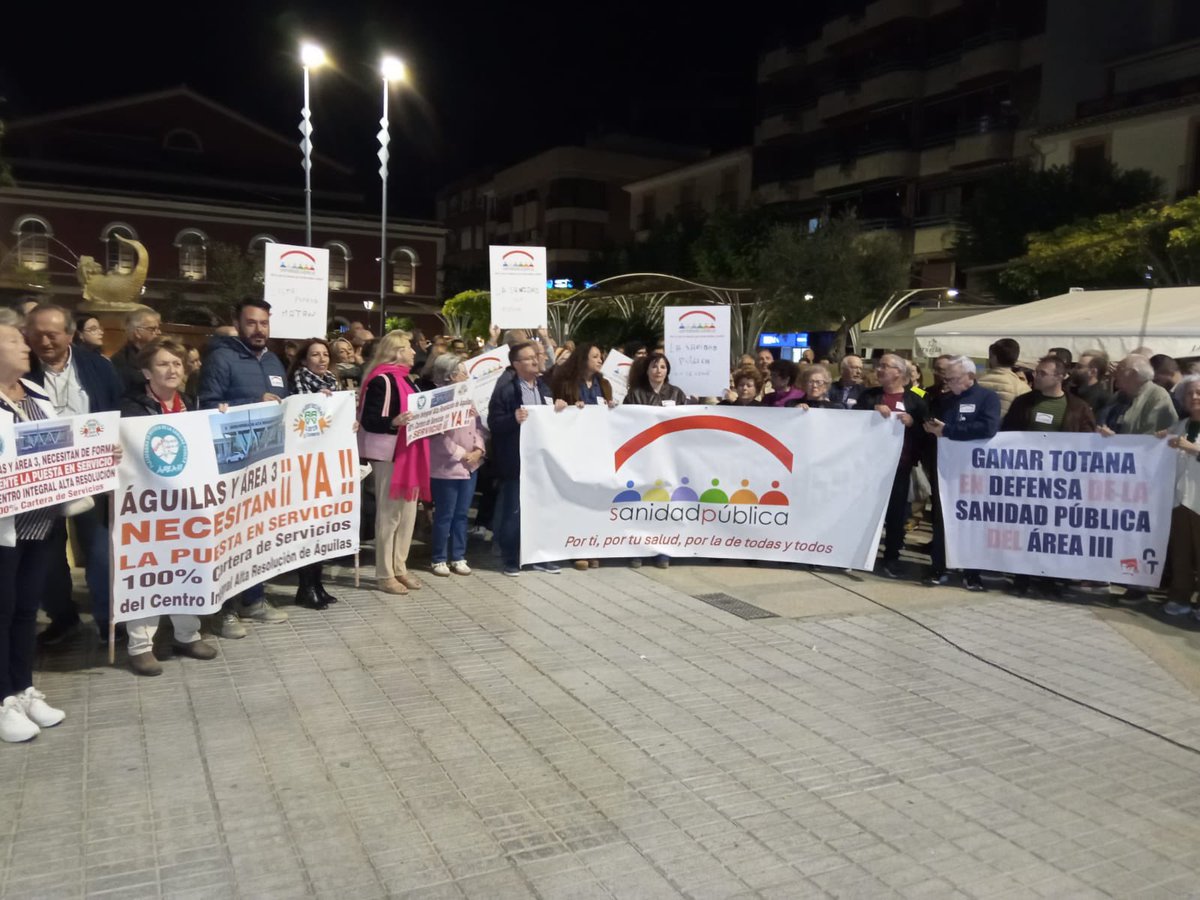 Día de movilizaciones por la sanidad pública en la Región de Murcia.
#CCOO ha asistido a las concentraciones en Murcia, Cartagena y Lorca. 
@ccooregiondemurcia 
<a href="/fssccoorm/">FssCCOORm</a> 
<a href="/fssccoo/">FSS-CCOO</a> 
#sanidadpublica