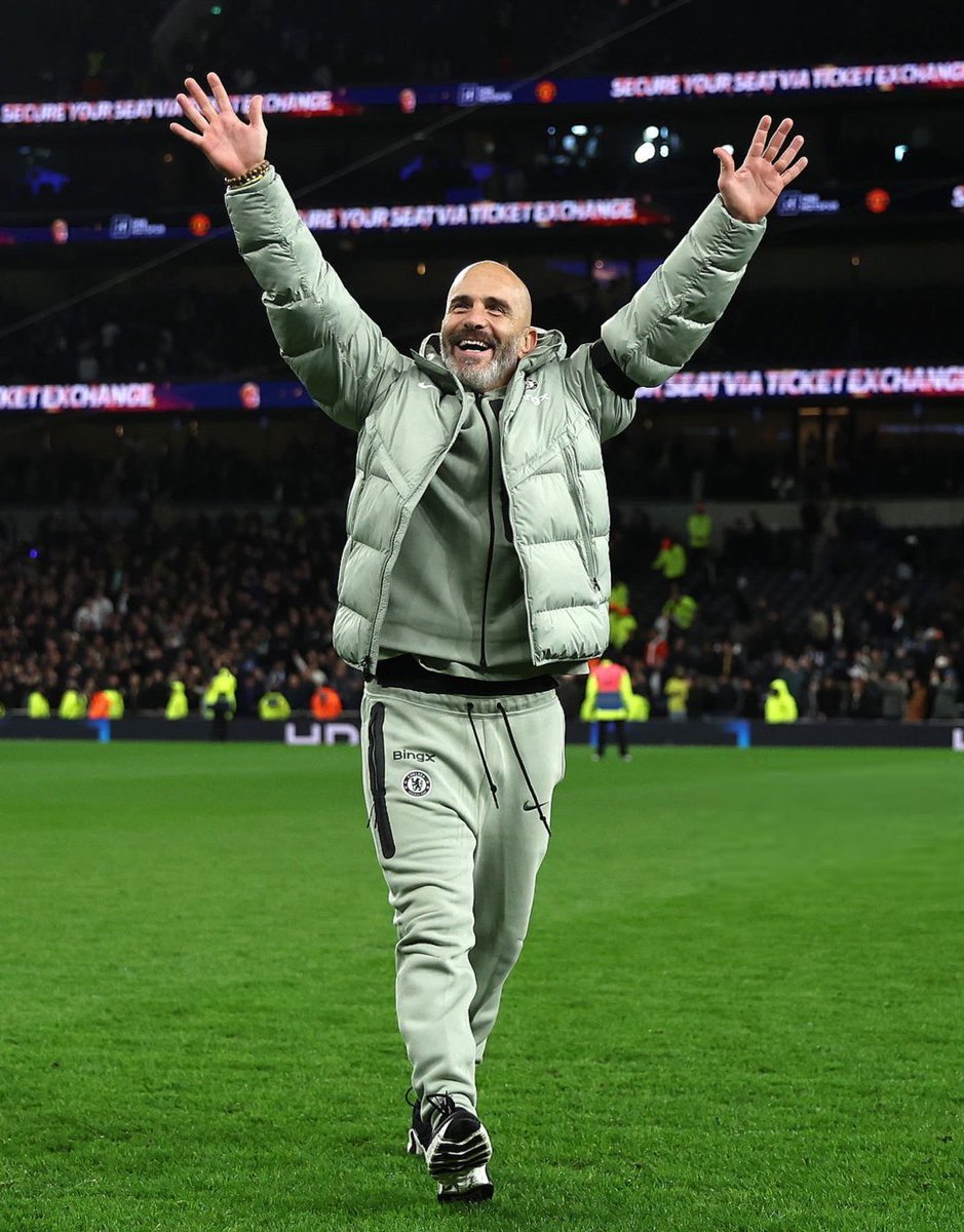 Tunnykvng's tweet image. - Chelsea win
- Gusto goal
- Joao Pedro goal
- Neto goal
- Garnacho double assists
- Sanchez clean sheet
- Enzo, Caicedo &amp;amp; Estevao masterclasses
- Arsenal &amp;amp; Man United dropped points 
- 2nd position secured 
- Still the World Champions 
- Rival fans tears

FOOTBALL WON TODAY!!!!