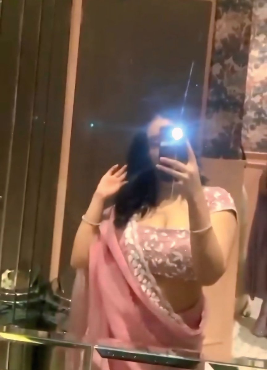 “Life* में जब भी कोई *मौका* मिले —  *मुस्कुरा* लेना चाहिए,
क्योंकि *‘समय’* के पास इतना *समय* नहीं होता
कि वो तुम्हें *दोबारा* वही *‘समय’* दे सके।” 😊🕰️
#GoodMorning #HappySunday 
*--------------------------------*
*❤️True:- #Repost me