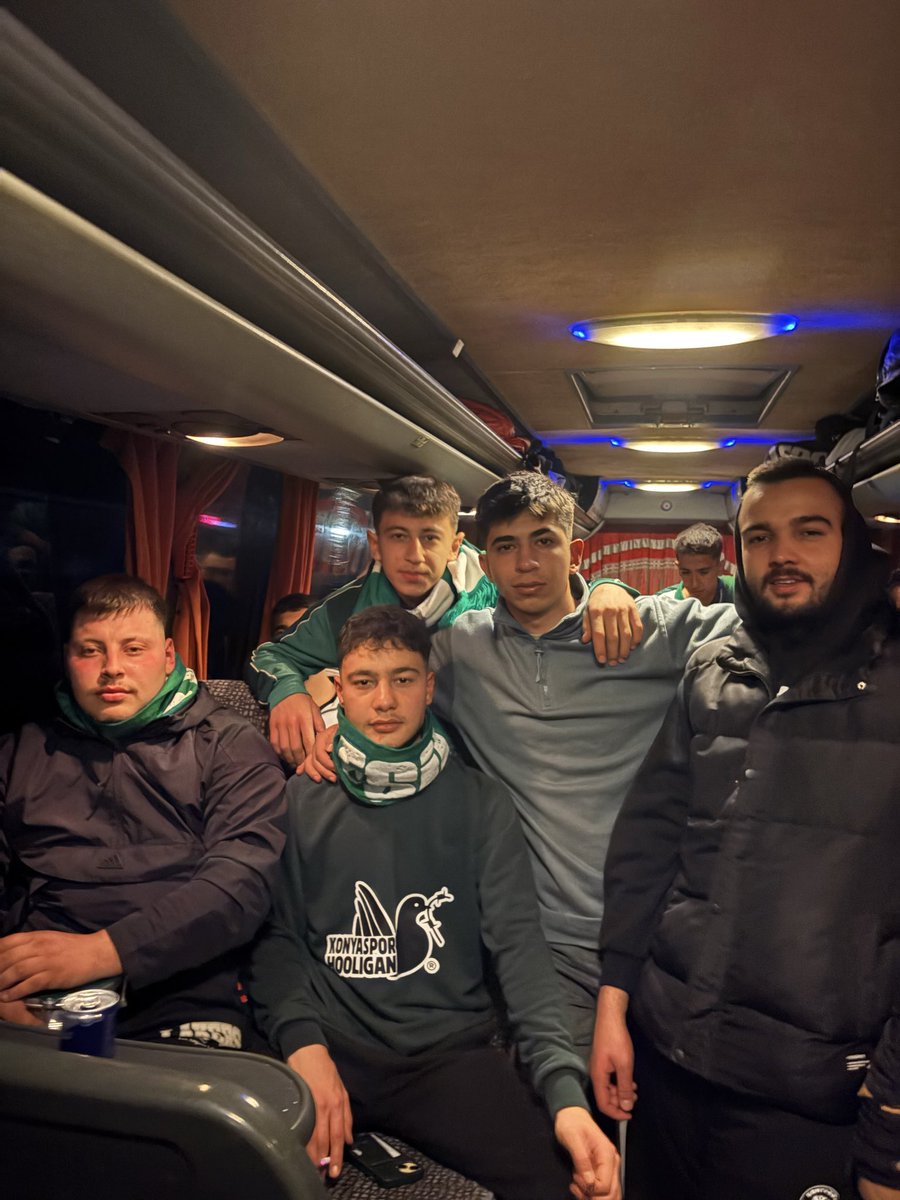 Binlerce dert gördüm bir senle bahtiyarım <a href="/konyaspor/">TÜMOSAN Konyaspor</a> <a href="/Nalcacililar/">NALÇACILILAR</a> !!