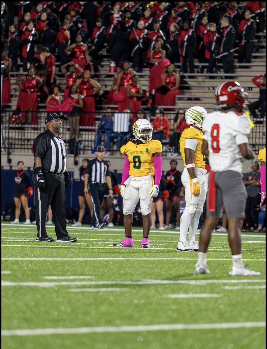 Thank you Wolverine Nation for the opportunity, it was a fun journey for me. Once a Wolverine , always a Wolverine💯

Da West

0 out 💚💛

<a href="/coachmariowhite/">Mario White</a>