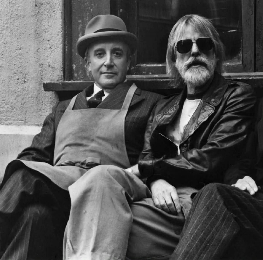 Being There.  

Peter Sellers and Hal Ashby.

cu