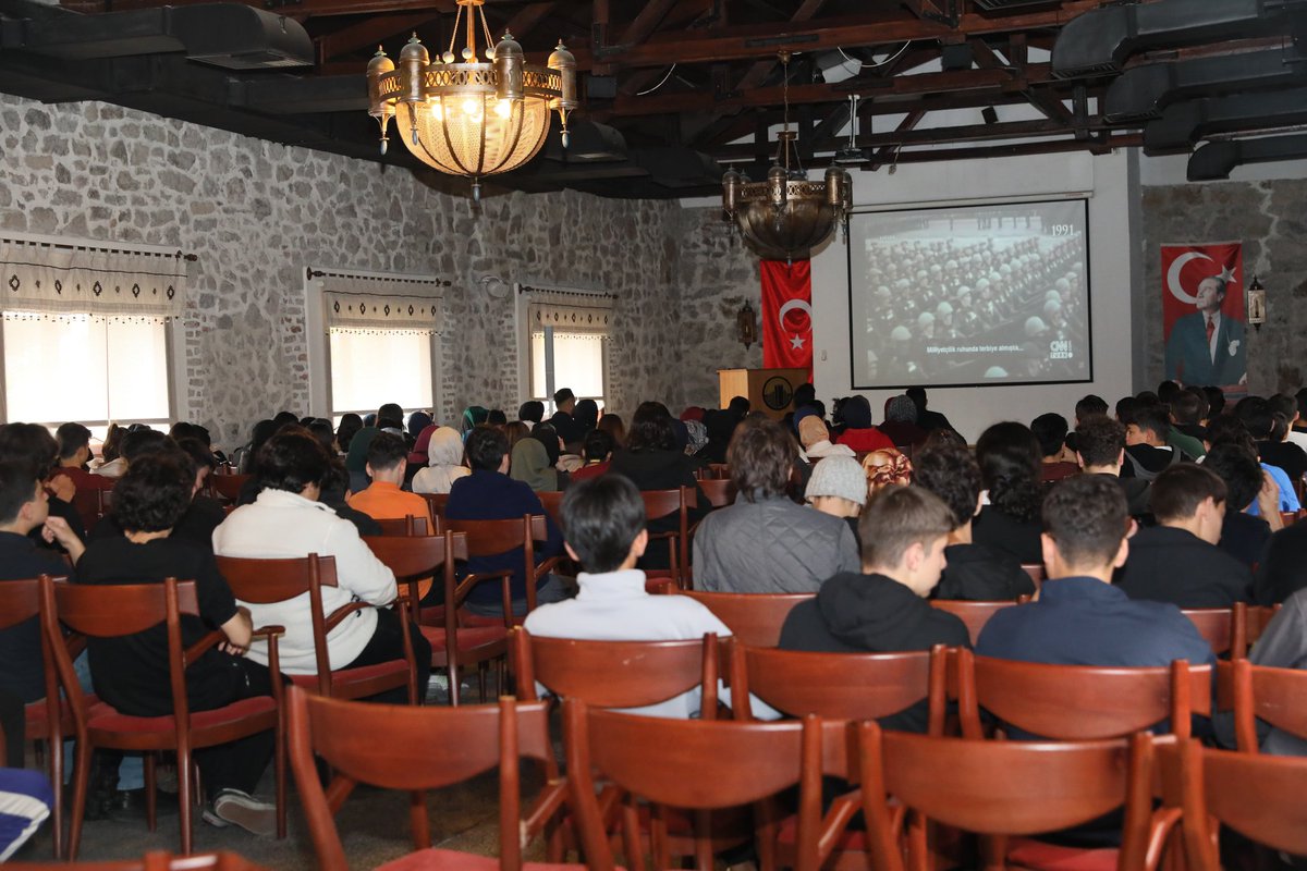 Tek millet, iki devlet 🇹🇷 🇦🇿 

Türk Devletleri İle İlişkiler Birim Başkanlığımız tarafından düzenlenen “Karabağ Azerbaycan’dır” belgeselini teşkilatımızla birlikte izledik. 

Bu vesileyle, Azerbaycan Zafer Günü’nü kutluyor; vatan uğruna canlarını feda eden tüm şehitlerimizi