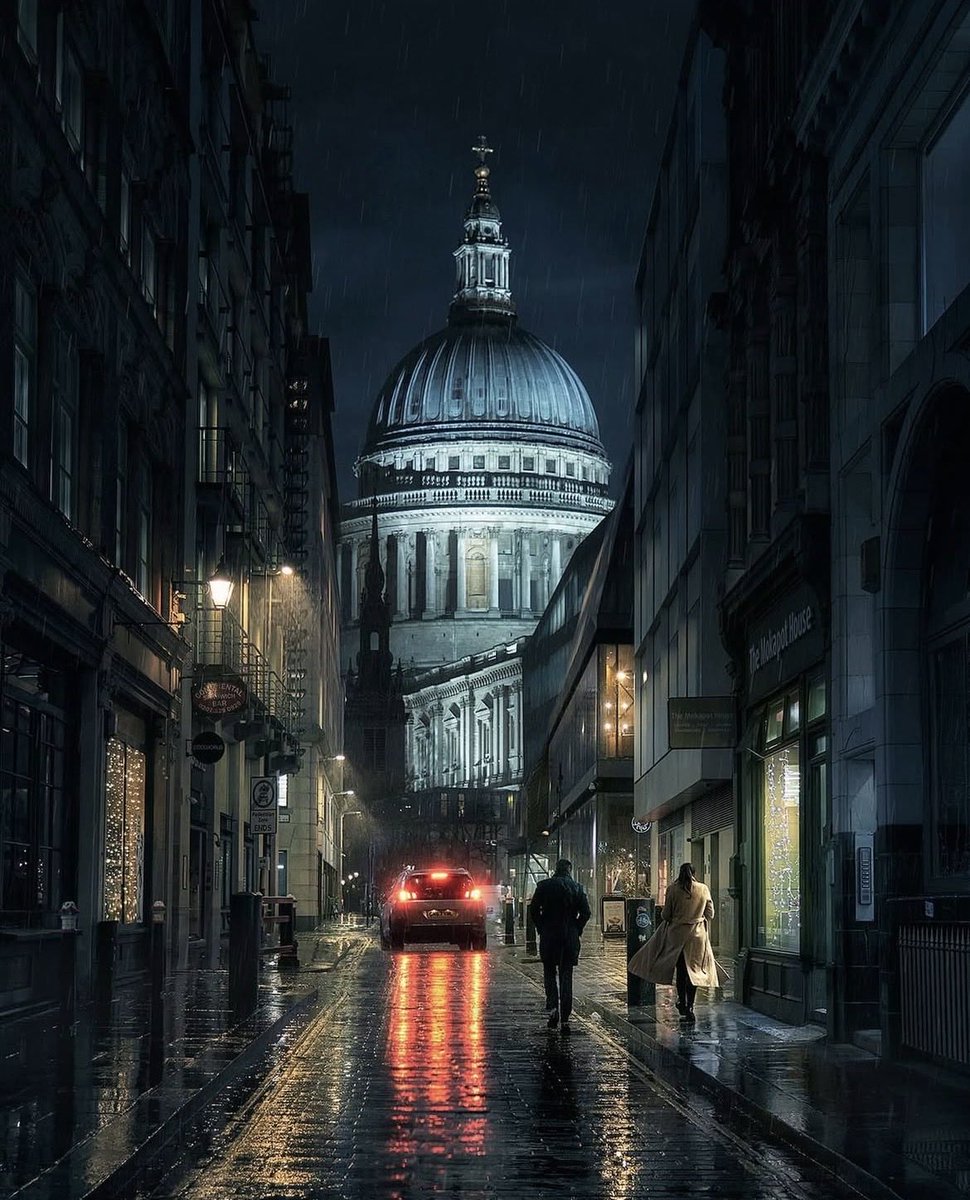 Nighttime in London