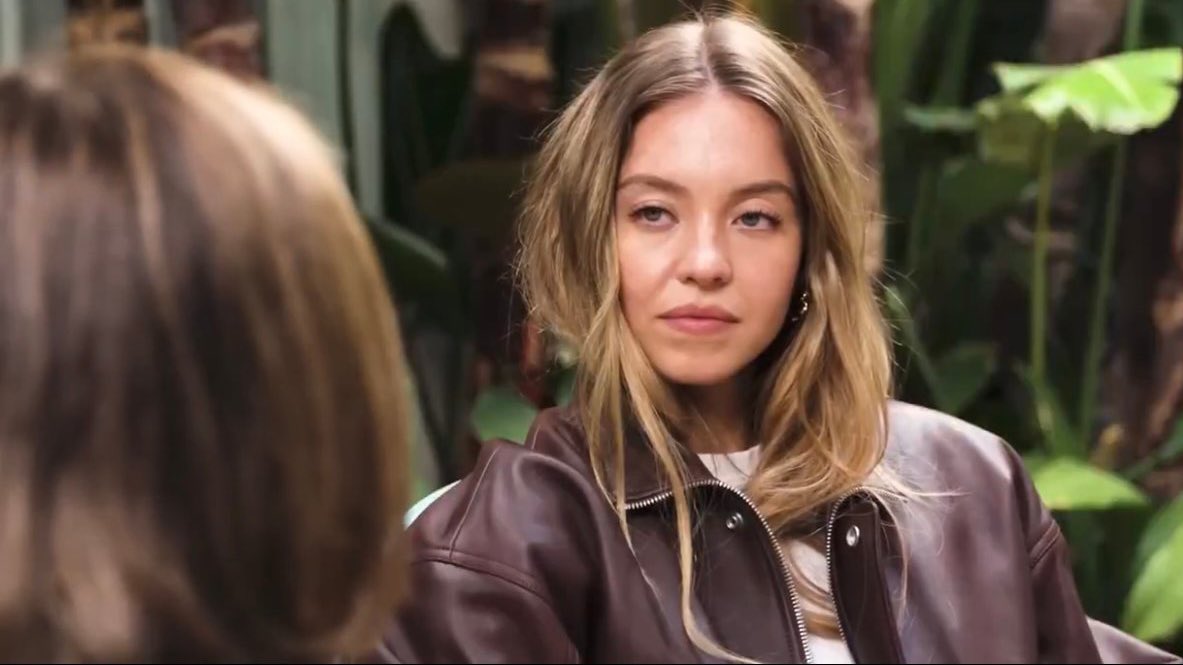 Neqamah's tweet image. « On connaît tous au moins 2-3 personnes qui ont eu une OQTF. »