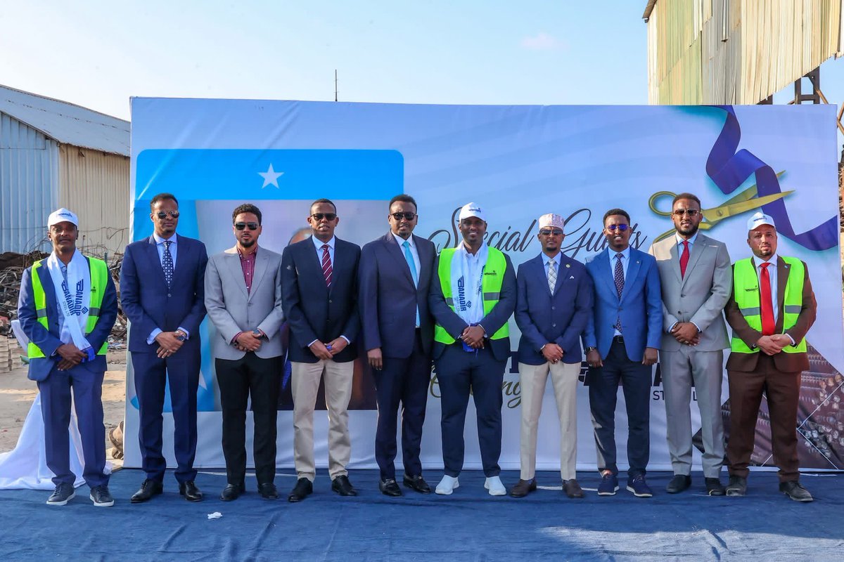 AAGeelqaad's tweet image. Promoting domestic investments and nurturing homegrown enterprises to increate jobs and reduce dependency on imports. #InvestLocal #EconomicGrowth