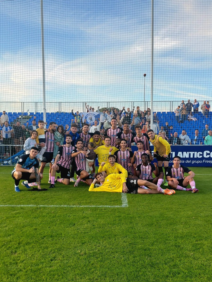 🫵 Luces, cámara y acción. 

El #BollullosCF vence de nuevo y sigue asentandose en el liderato del grupo X de #TerceraFederación. 🆙️

#AtcoOnubenseBollullos #VamosMiBollullos