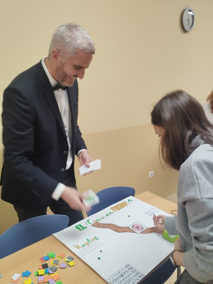 IES Antonio Machado tweet media