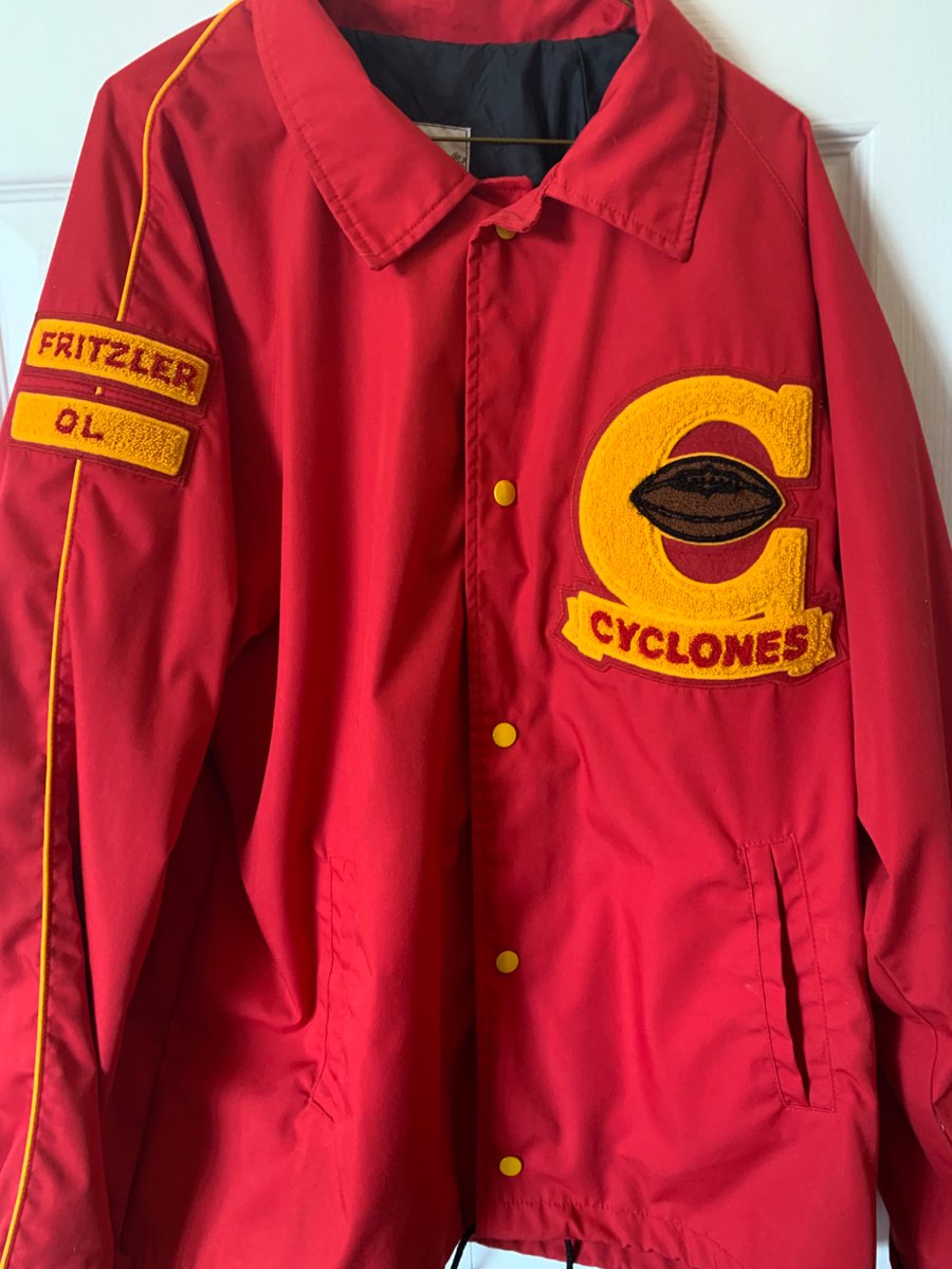 thebackup31's tweet image. I’m on my way to watch Central Collegiate Cyclones in the Provincial Football Final. Our sons are CCI Alumni. Our youngest played Football for Coach Belsher. I’m going to support him and CCI. 🏈👍
#CCIFamily 
#CycloneNation
@PrairieSouth 
@CityofMooseJaw