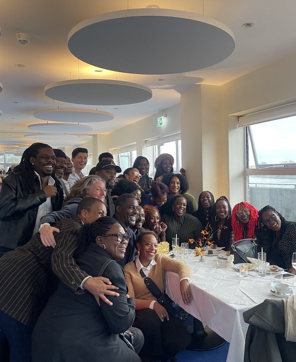 kennwadiogbu's tweet image. I go dey break boundaries but Nigerians no go hype me 😂 if na Regina Daniels now, we no go hear word ❤️‍🩹