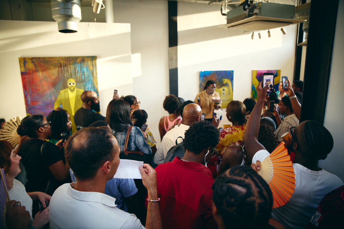 kennwadiogbu's tweet image. I go dey break boundaries but Nigerians no go hype me 😂 if na Regina Daniels now, we no go hear word ❤️‍🩹