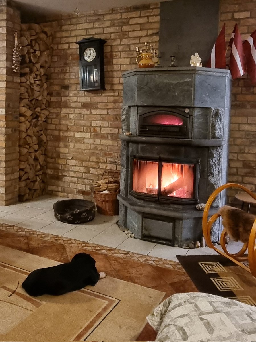 Sestdienas laiku mieriņš.