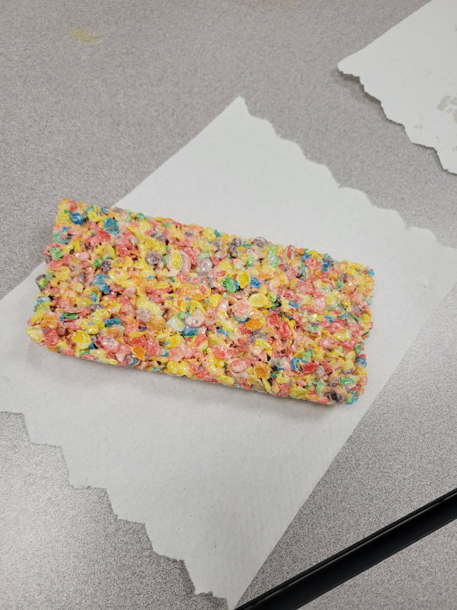 Anderson_FCS's tweet image. Fruity Pebble treats were a way bigger hit than I expected.  #CookingClass #SweetTreat #AHSisFamily
