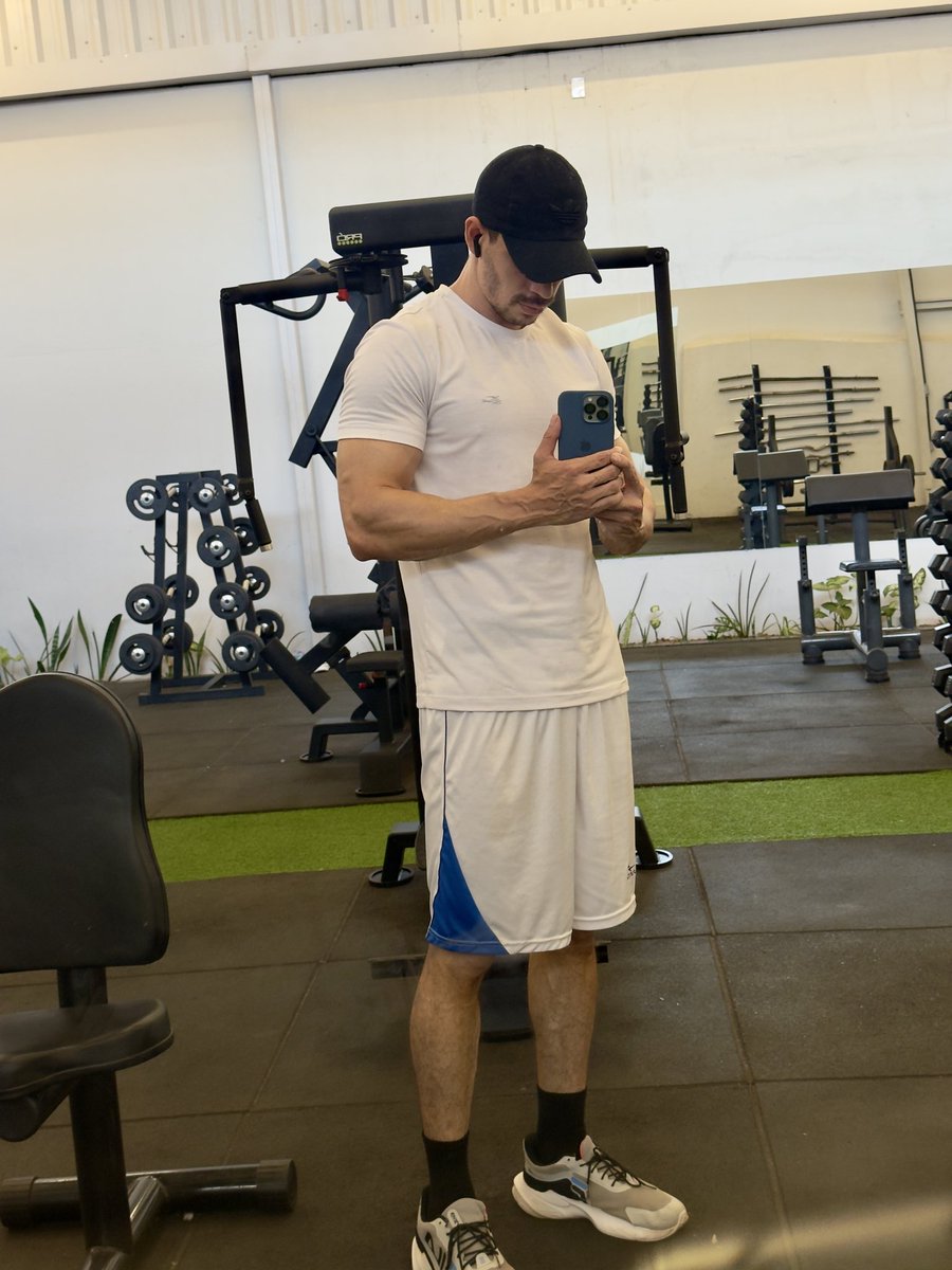 freitazon's tweet image. 