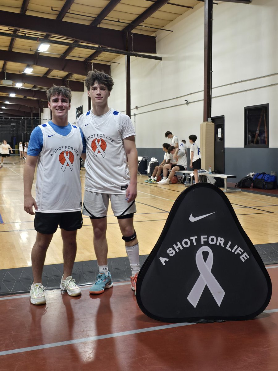 Sandra Tullish tweet media