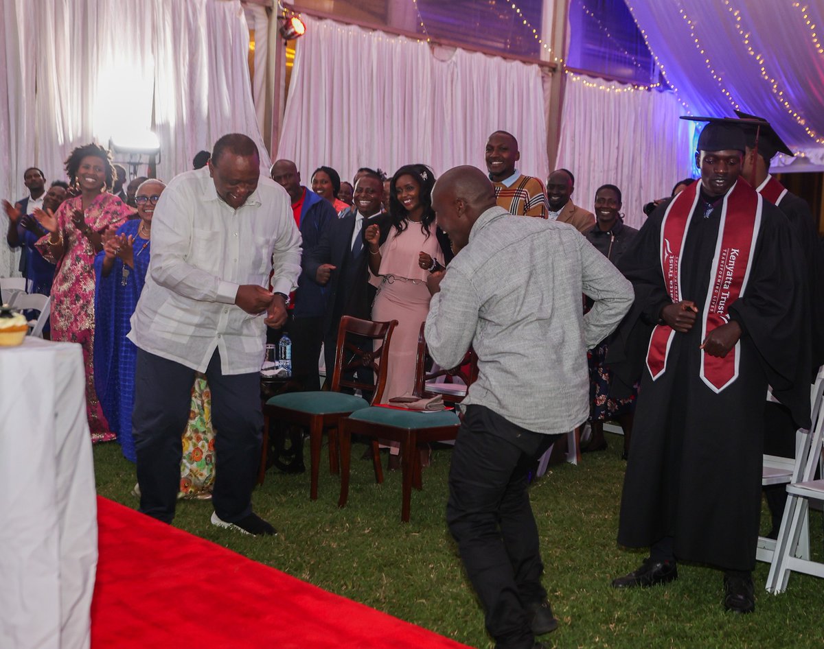 Hii style rais mstaafu Uhuru Kenyatta anacheza inaitwaje?🤭