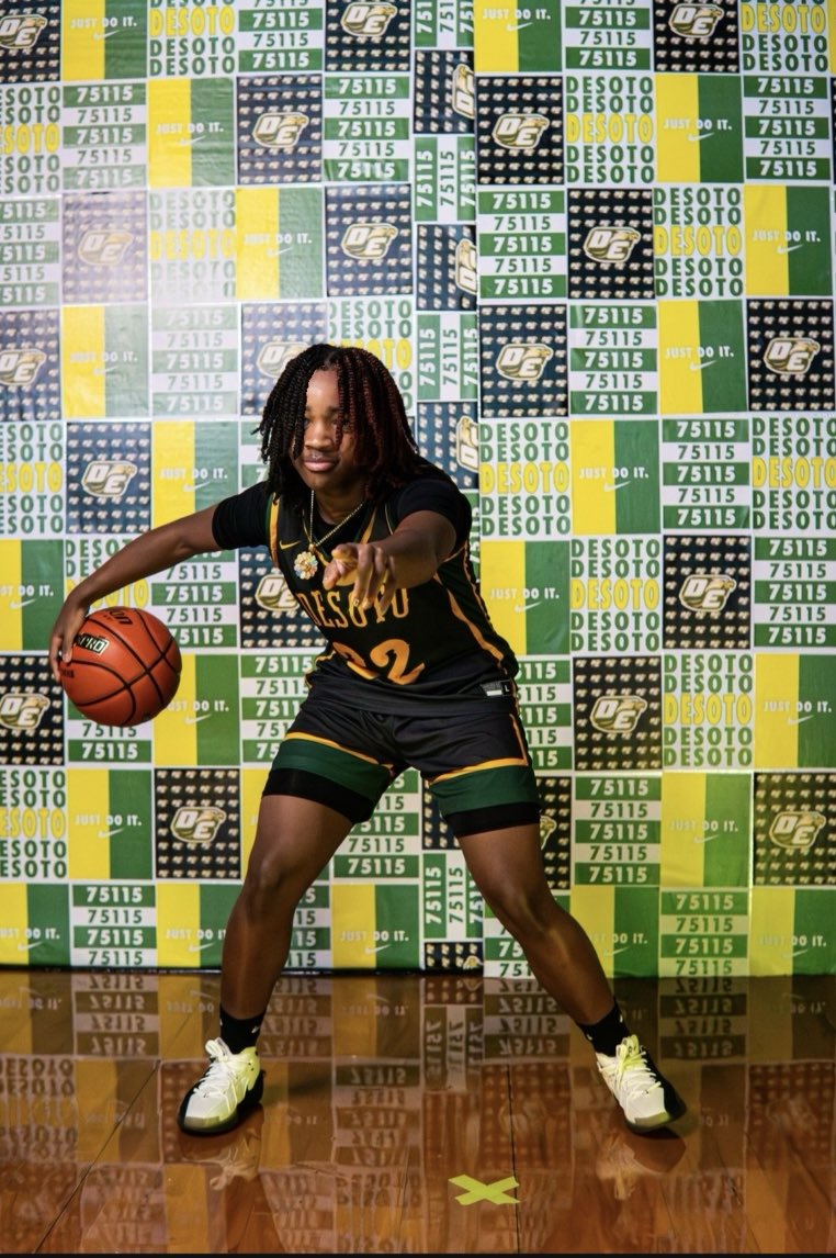 Chloe Stigler tweet media