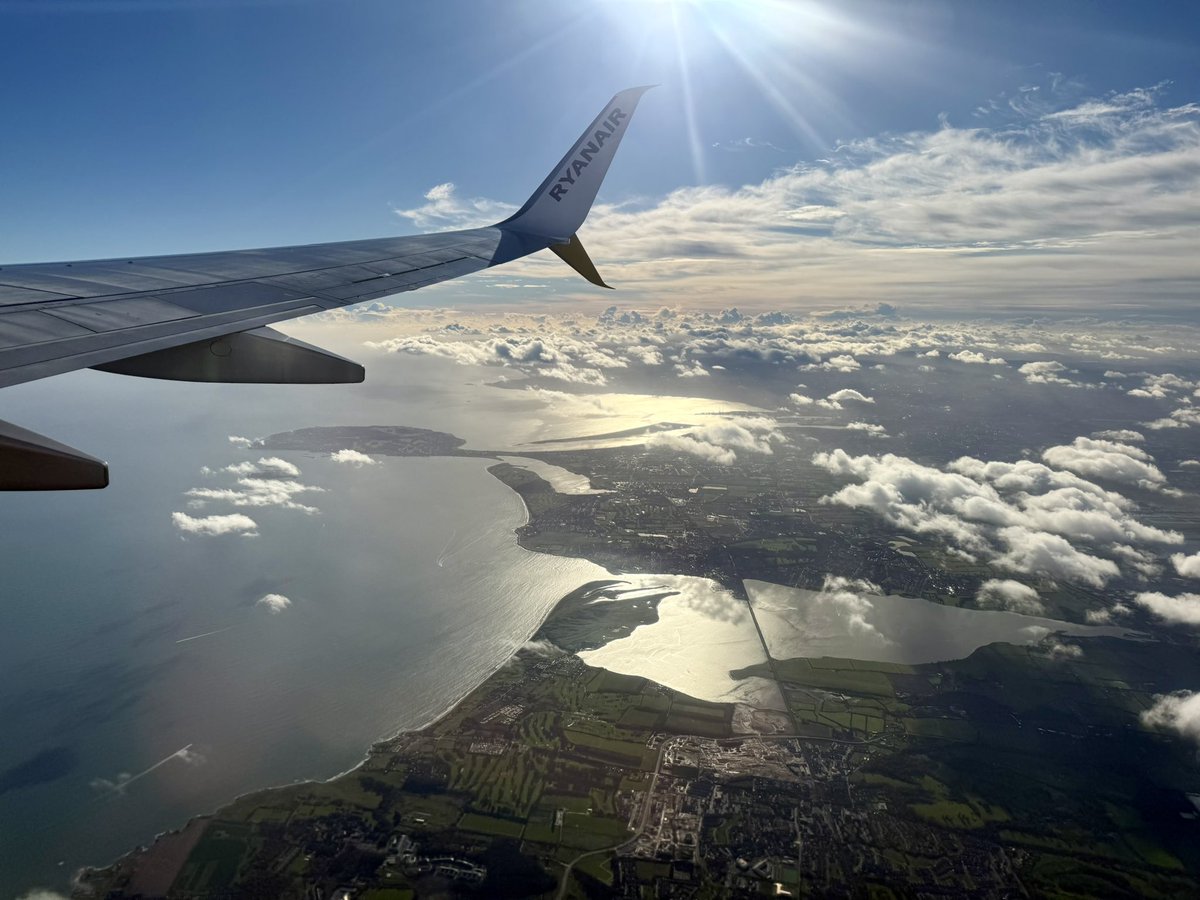 Flying home. Wonderful skies this afternoon. Looking south over Malahide Estuary to Portmarnock, Howth and Dublin Bay.
