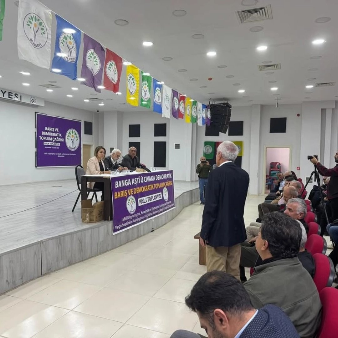 Antalya Milletvekilimiz Saruhan Oluç’un katılımıyla gerçekleştirilen Halk Buluşmasında bir araya geldik. 
<a href="/SaruhanOluc/">Saruhan Oluç</a>