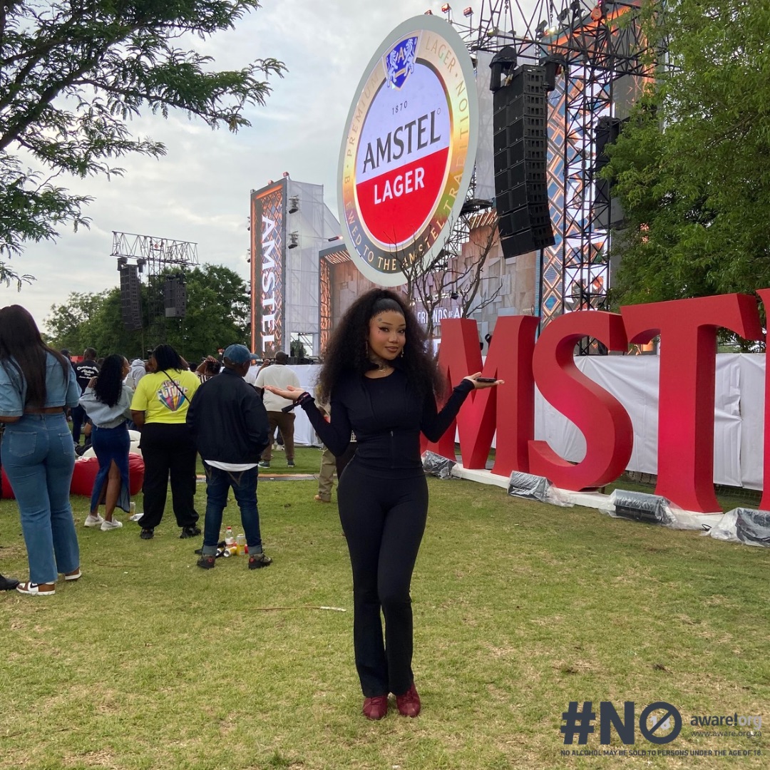 Yfm's tweet photo. #TheRizz with @shamiso_ joined Amstel SA for #FriendsOfAmstel today ๐ฅ https://t.co/4uEKFDxX36