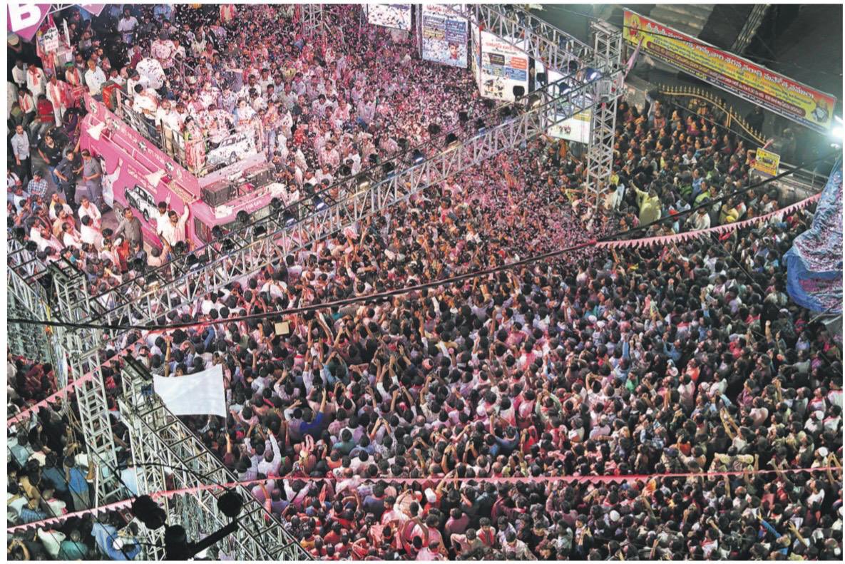**Office of Ponnala** 
Campaign in Jubilee Hills By-Poll 
Drama of Ruling Congress Party thoroughly exposed . Victory of BRS Candidate Sunitha ji is certain with good majority . ( Let us All join to Achieve ) #TELANGANA #BRS #KCR
 facebook.com/share/v/1CTFSS…