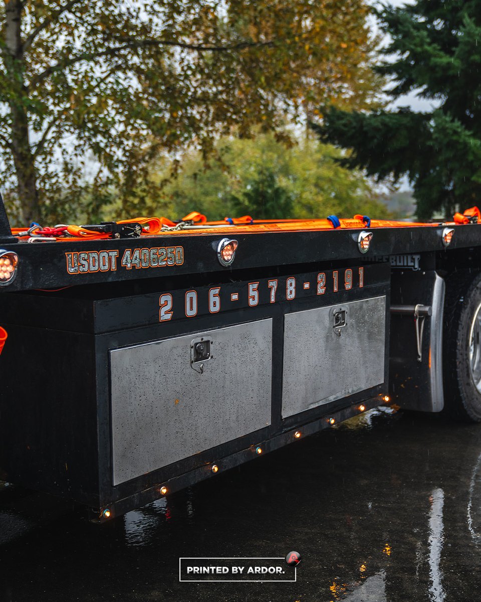ARDORprinting's tweet image. Check this out!
-
We just finished installing some stunning spot graphics with chrome accents on Pure Towing's tow-truck!
-
#decals #vinyldecals #vinylwraps #towtrucks #towtruckwraps #wrapshop #paintisdead