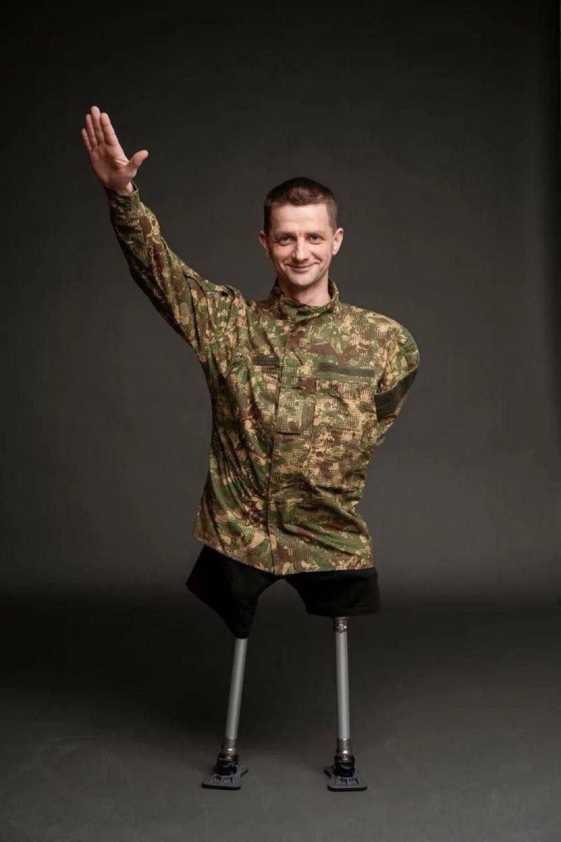 ChrisHelali's tweet photo. The state of the Ukrainian army today 🤣 https://t.co/ixMfA7hW0R