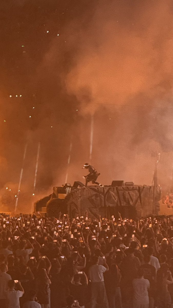 福利姬幺鸡分享的黄推图片1 - 网红私拍内容