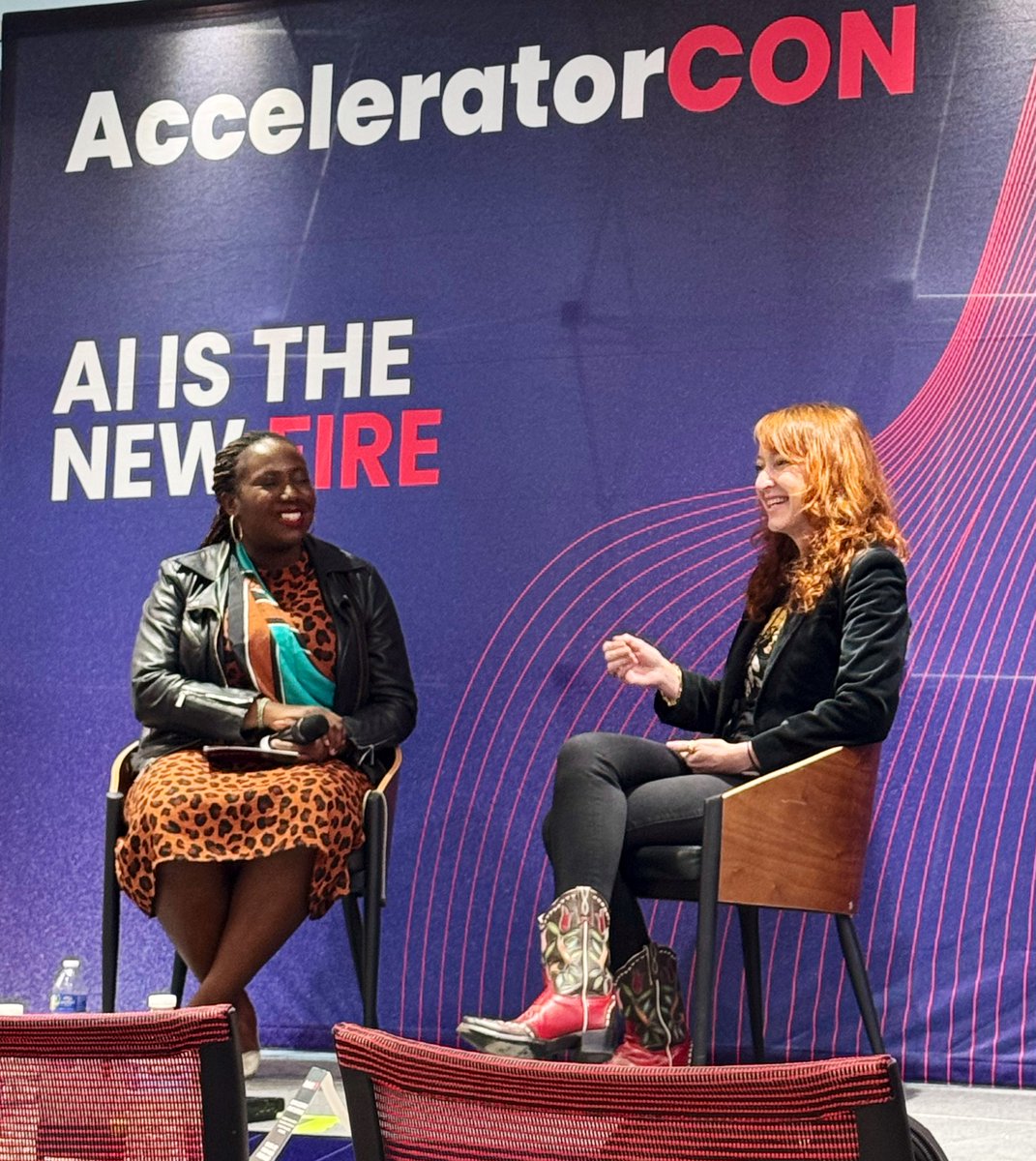 andrewaran's tweet photo. Such a treat hearing @cyantist promote authenticity, infinite curiosity, reckless abandon, secret finding and play at the @acceleratorcon NYC event yesterday! Thank you, Cyan and everyone involved in producing a great program. https://t.co/wwjAGEdoBY