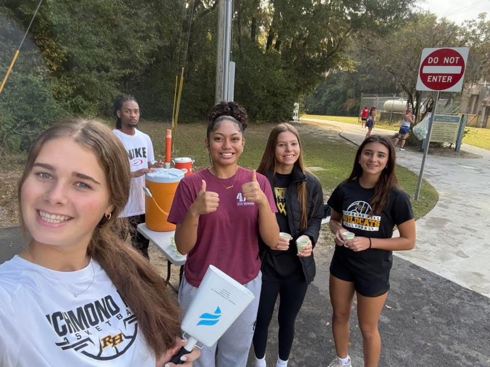 Some of our ladies out volunteering for a great #HonorMark event!!
#BTH 
<a href="/CullenMcCormic4/">Cullen McCormick</a>