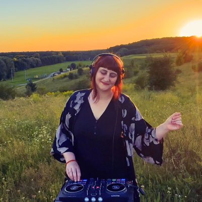 aujasound's tweet photo. #NewProfilePic https://t.co/lDZ0RmBkX4