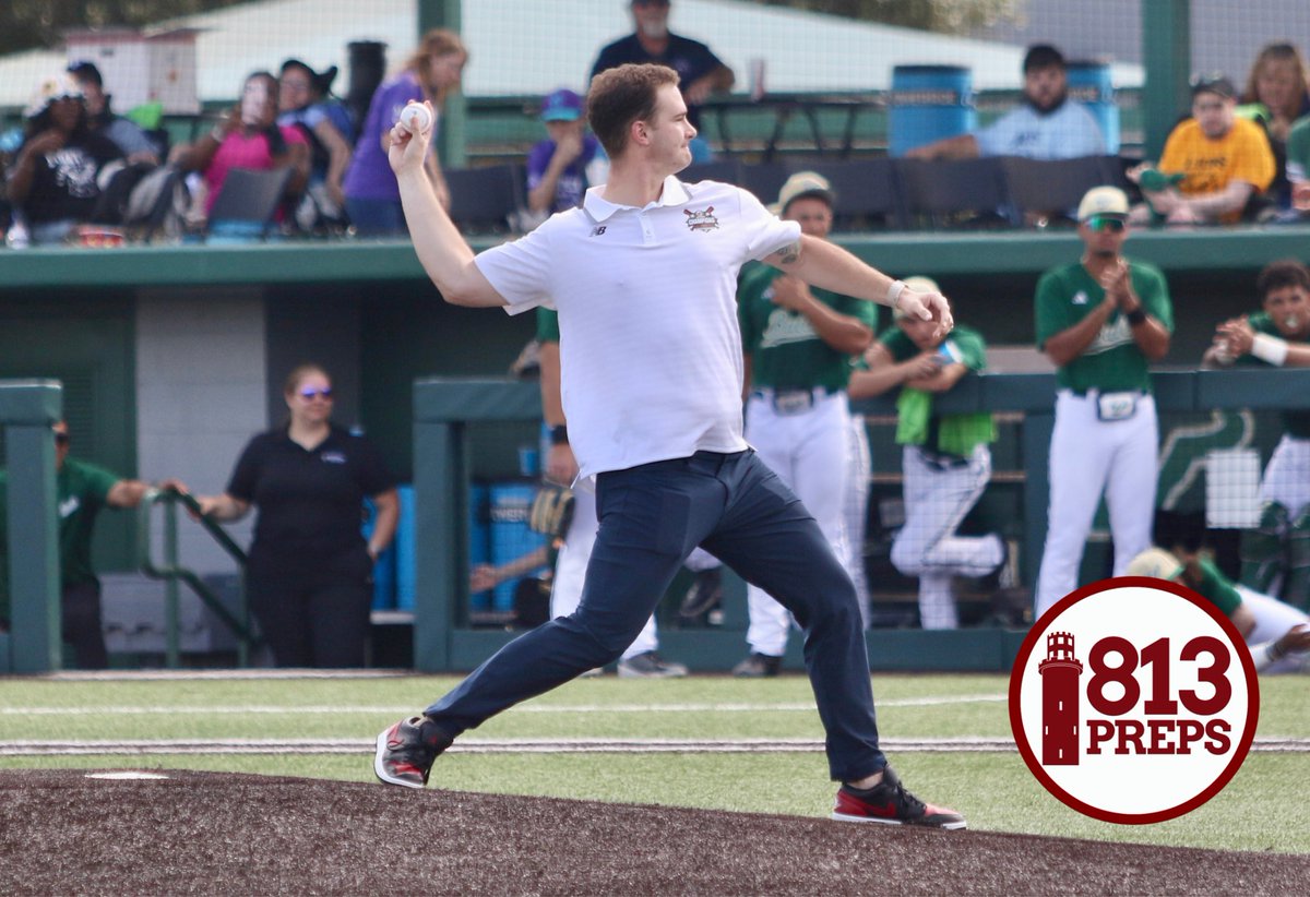 813Preps's tweet image. What’s great way to start a fun afternoon of 813 baseball as @UTampaBaseball alum @JLeasure8 (Riverview alum) and @USFBaseball alum Jimmy Herget toss first pitches prior to today’s two, 7-inning scrimmages. Still plenty of time to join us at Red McEwan on USF campus.