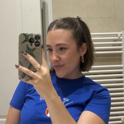 Elena 🦎 tweet media