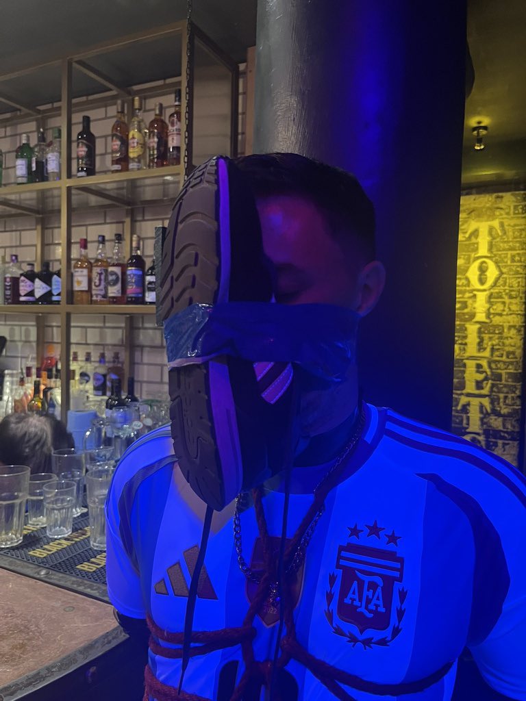 In my happy place 😈

Pretty sure it’s <a href="/traidbondage/">TRAID 🔜FOLSOM EU</a> shoe I’m sniffing 😈