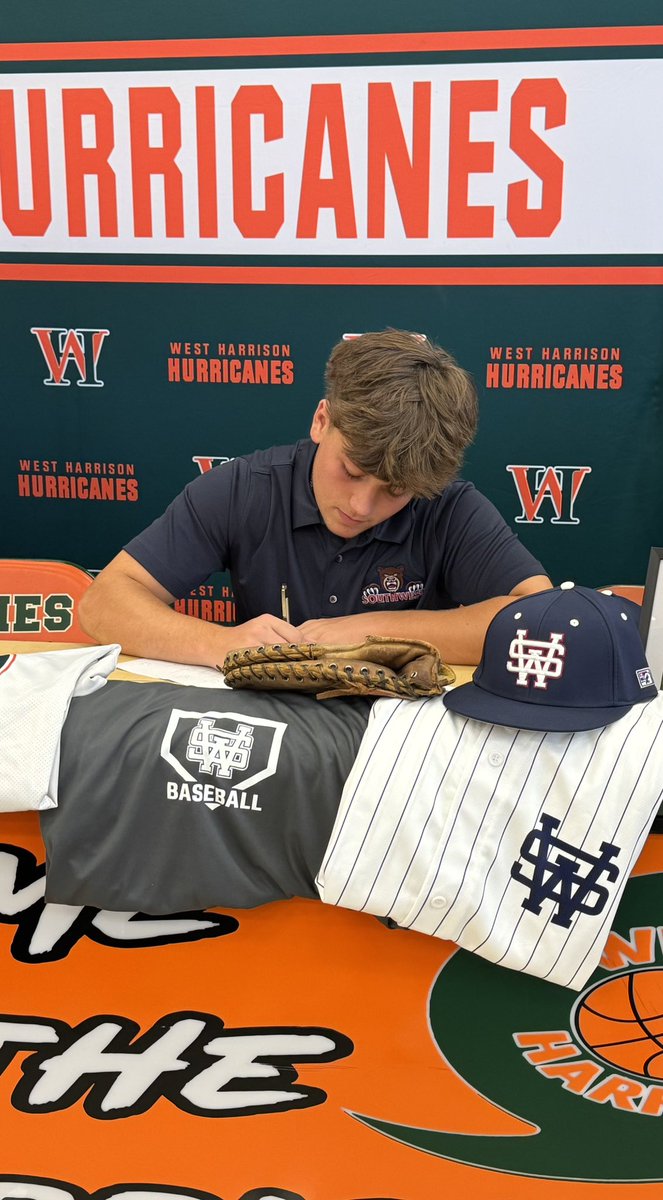 cameron_sandel's tweet image. Blessed to be a Bear! #process
@JackEdmonson04 @CoachDMount @SMCC_BB @bspring14 @CoachMelton_18