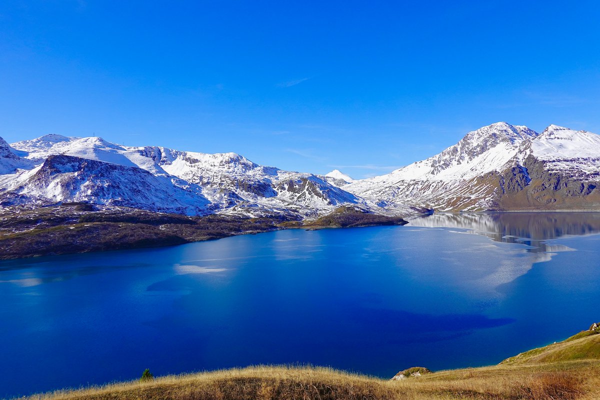 Lac du Mont-Cenis( 1 974 mètres). Savoie. Alpes. Novembre 2025.