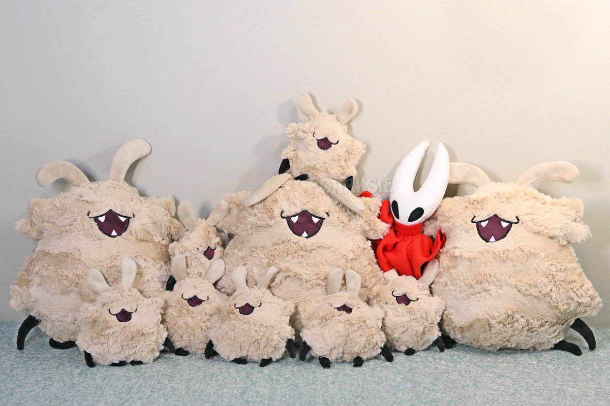 forrksie's tweet image. Some small and big Fleas are available again :) 
We ship worldwide :)

#silksong #silksongart