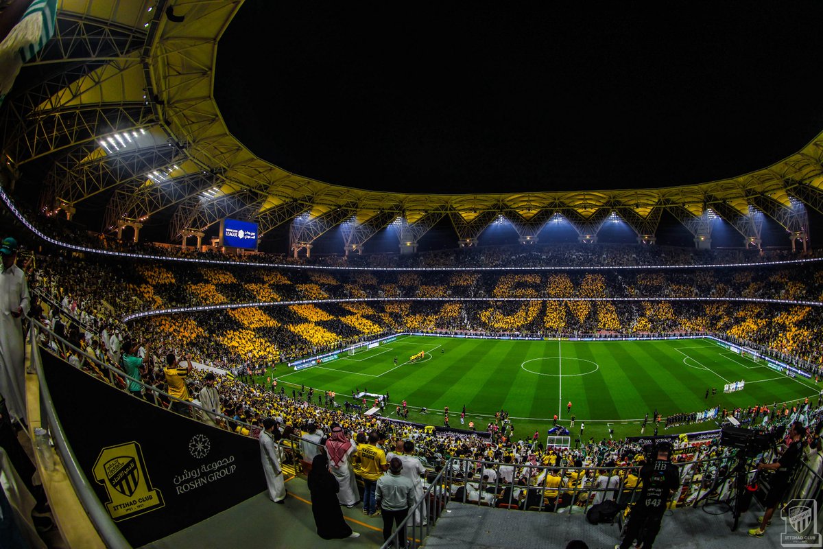 المدرج الأول 💛☝️

لا يشبهه أحد، ولا ينافس إلا نفسه 🔥

#الاتحاد_الاهلي