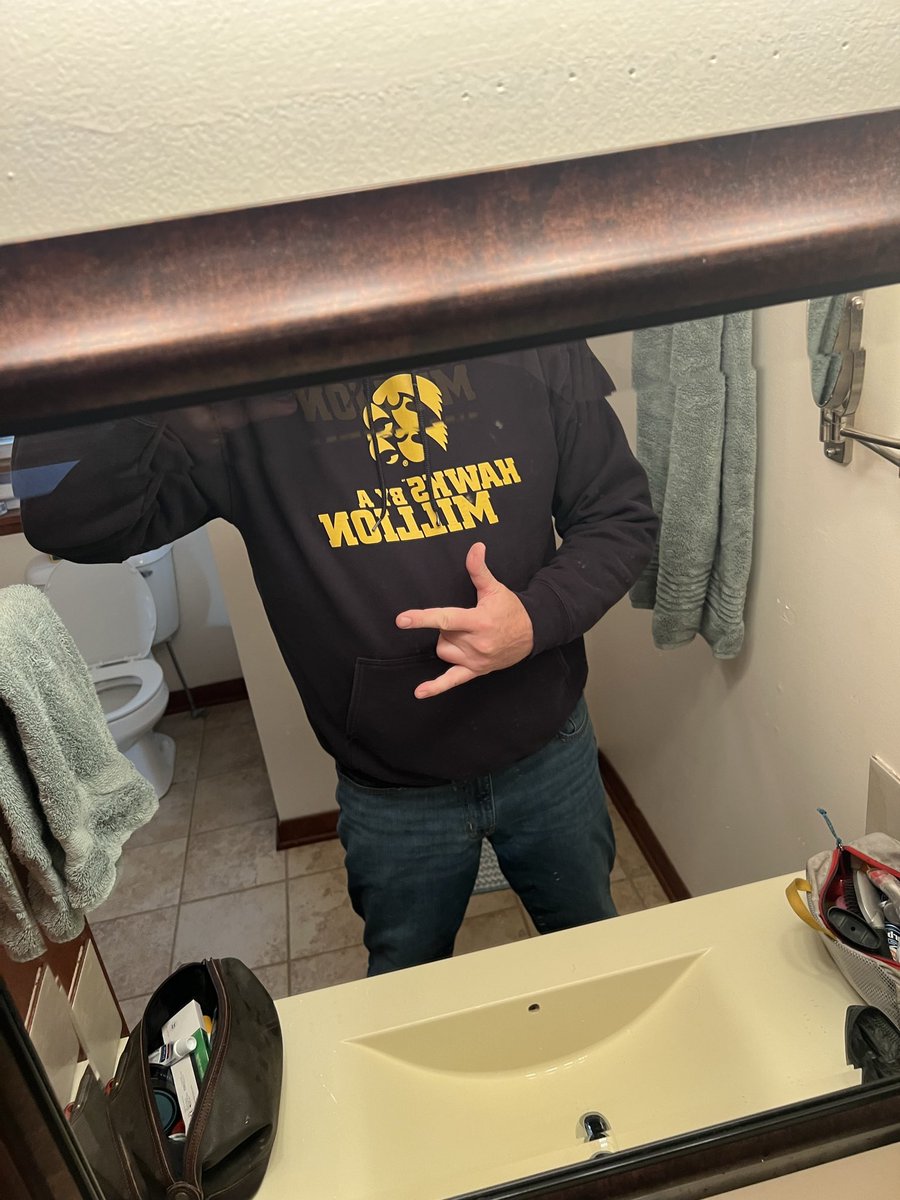 Gameday!!
#Hawksbyamillion
<a href="/WashedUpWalkons/">Washed Up Walkons</a>