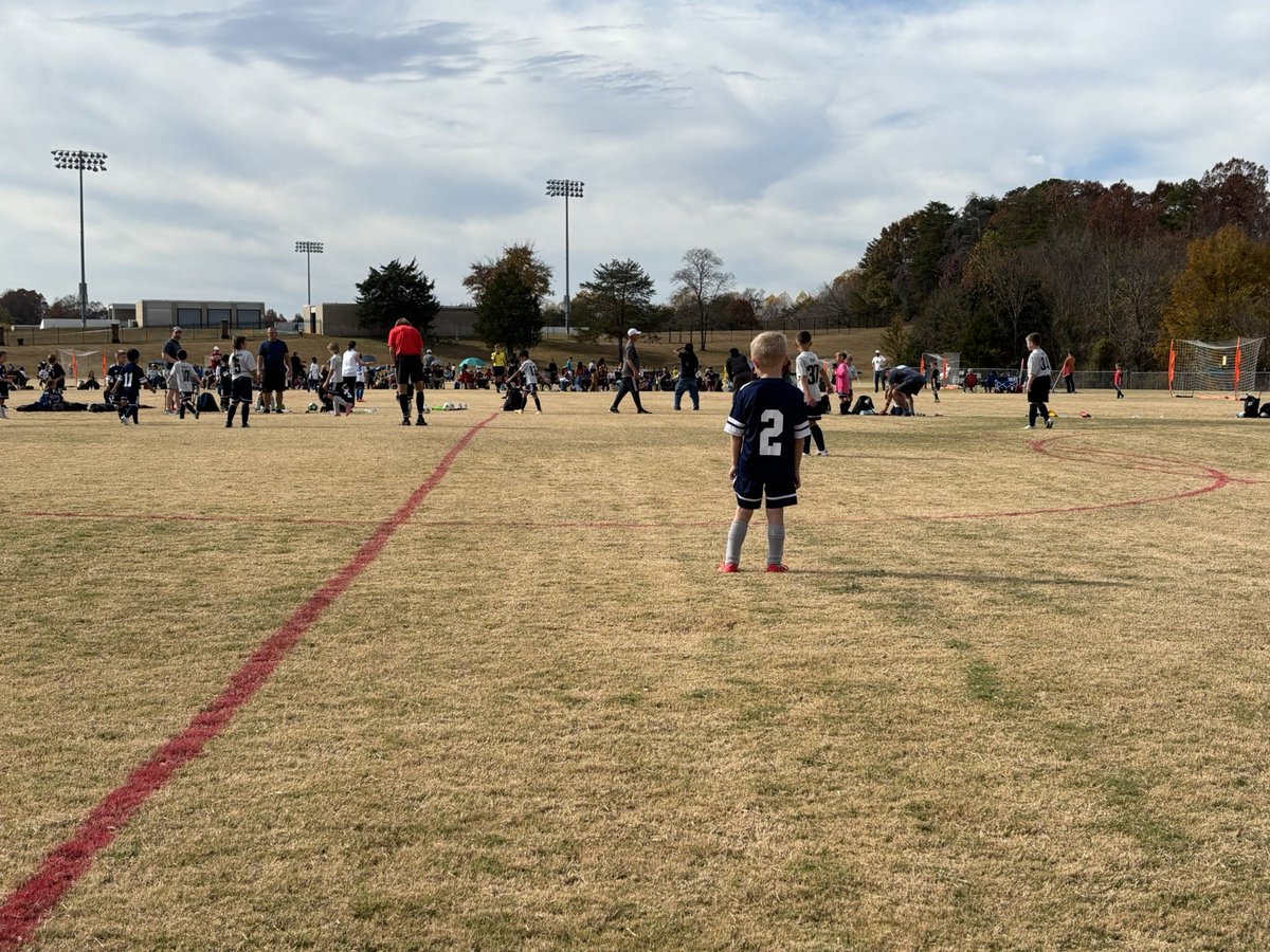Watching grandson’s 9U fütbol team and listening to the Tiger pregame show and <a href="/QualkTalk/">William Qualkinbush</a> <a href="/AshbyMixon/">ashby mixon</a> <a href="/gray_mann21/">Grayson Mann</a> on @1055TheROAR #GoTigers <a href="/ClemsonFB/">Clemson Football</a> 

<a href="/larshagenjr/">Lars Hagen</a> <a href="/CUinClayton/">CUinClayton</a> <a href="/rckhes61/">RHester</a> y’all listening?