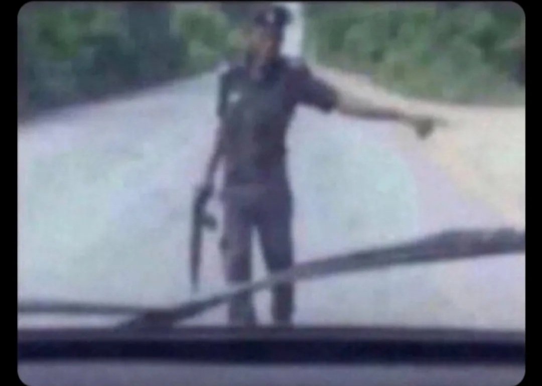 Arsenal be like, clear way for clean sheet. 

Sunderland :