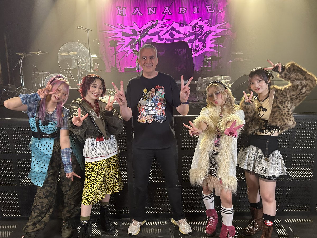 ハナビエのライブから、日本の友達みんなに心を込めて！#hanabie #桃太郎  #pcエンジン #ハドソン #花冷え。<a href="/4891ws/">エスダブ@コナミさんPC原人の新作をお願いします！</a> <a href="/snapwith/">岩崎啓眞@スマホゲーム屋＋α</a> <a href="/meijin_16shot/">高橋名人</a> <a href="/HA_NA_BIE_/">花冷え。 (HANABIE.)</a> <a href="/freeman_HAL/">高岡 義晴</a> <a href="/8bit54299837/">8bit エイトビット</a> <a href="/honeybit4622/">はにい(旧honeybit)</a>