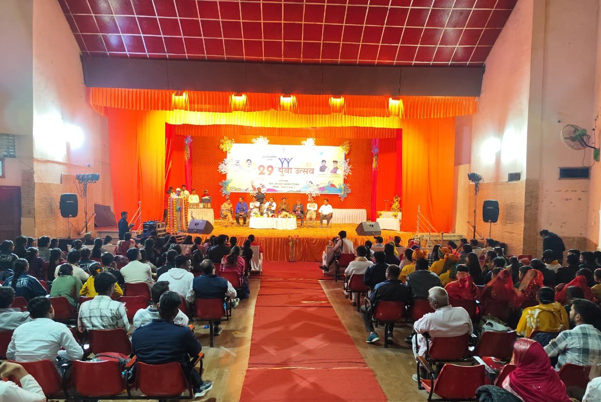 sagarjdjs's tweet image. ➡️ संभाग स्तरीय युवा उत्सव 2025 का आयोजन रविन्द्र भवन हॉल में हुआ संपन्न।

@CMMadhyaPradesh @DrMohanYadav51 @JansamparkMP #JansamparkMP #sagar