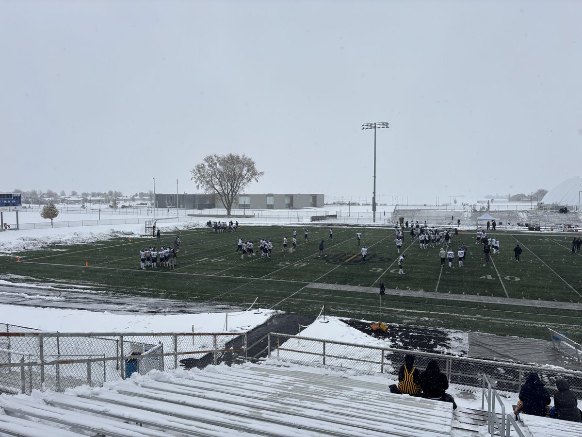 ParkerCyza's tweet photo. Snow game in NW Iowa for @CUNEFootball. 

Concordia (6-2) @ #6 @DordtFB (8-0) 

@RossWurdeman and I have it at 1pm on @1049maxcountry! Pregame at 12:30. @cunebulldogs https://t.co/MNZ6VUte9q
