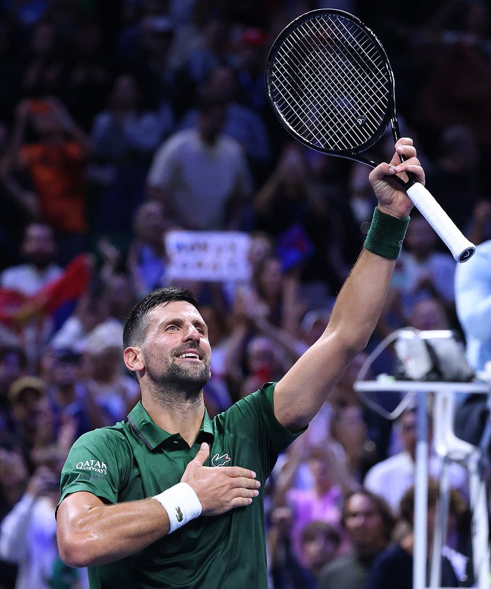 OnlyRogerCanFly's tweet photo. 📊 Tenistas más veteranos al conquistar su último 🏆 (Open Era/Men’s Singles):

🇺🇸 Gonzales | 44y 7m (Kingston, 1972)
🇦🇺 Rosewall | 43y 11d (Hong Kong, 1977)
🇷🇸 Djokovic | 38y 5m (Athens, 2025) https://t.co/nQGqwyYKK9