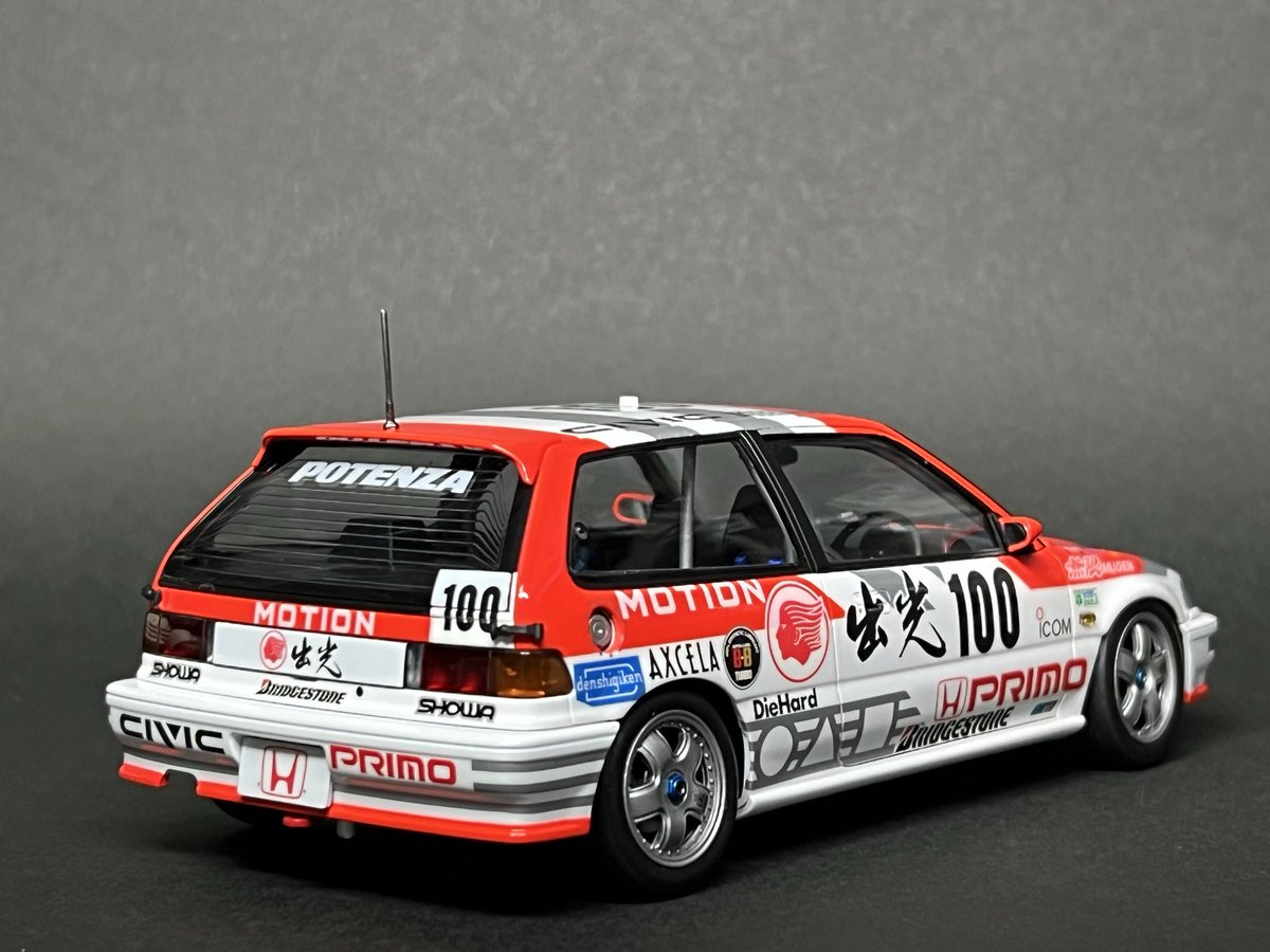 marawy66739682's tweet photo. ( ´･ω･` )ハセガワ出光MOTIONシビックが完成しました。
シートベルトとボンピンだけエッチングにしましたが、他は素組みです。

ハセガワの作りやすさ、キットの生真面目さには拍手したくなります。不満はありませんでした

延長会期、しかも完成報告のみですが参加させて頂きます
 #CustomizedEF https://t.co/Jn8erBdge4