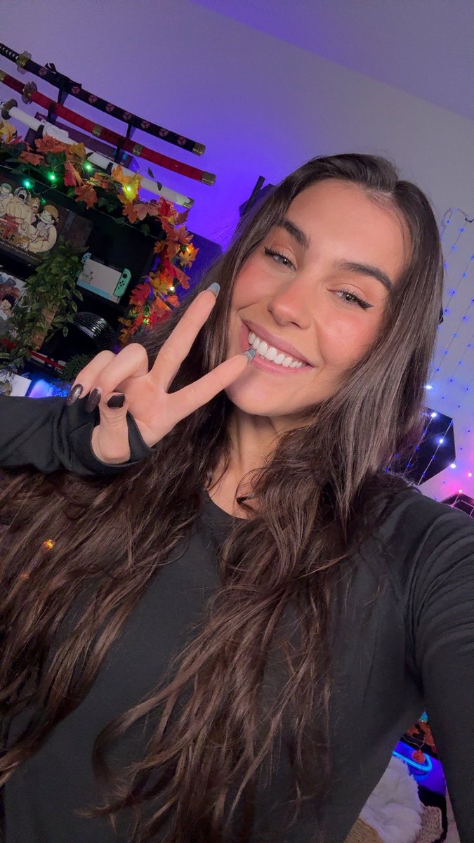 It’s my twitch partner anniversary!!! Can’t believe how fast time as flown 🥹

LIVE NOW! LETS CELEBRATE!!🎉 

twitch.tv/staceyrpg