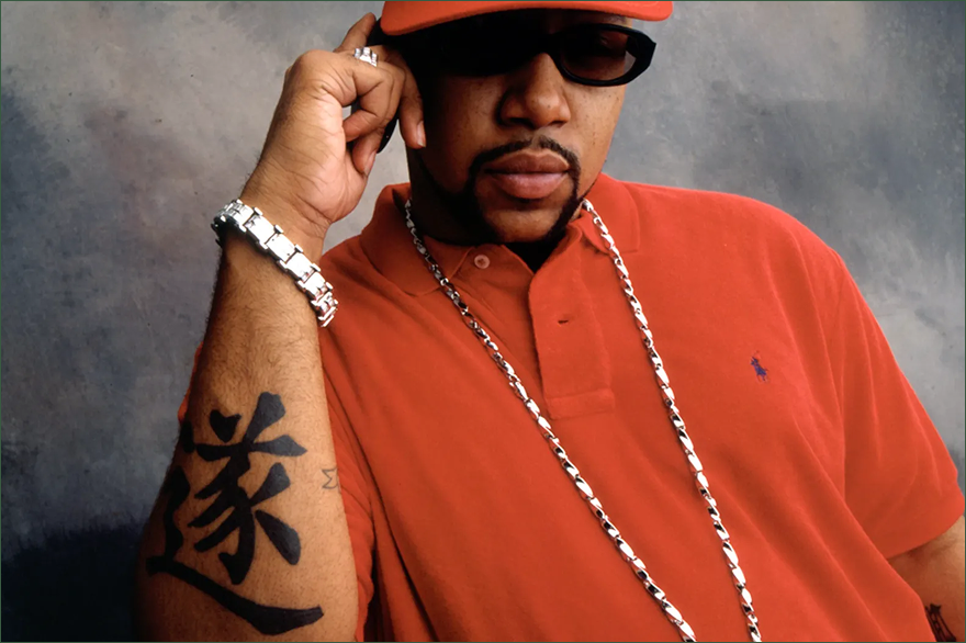 Un téléphone dans chaque main et une fourrure sur le dos, Pimp C avait tout d’une rap star. Retour sur la patte d’un musicien dédié à son art.

➡️ houston.abcdrduson.com/pimp-c

✍️  La Rédaction
🖥️ 🎨 Antoine Hervé (Développement) &amp; THUTHURA 2000 (Design)
📸 Pam Francis