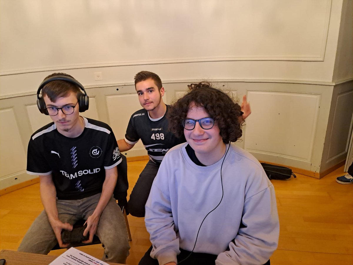 Week'Rive tweet media