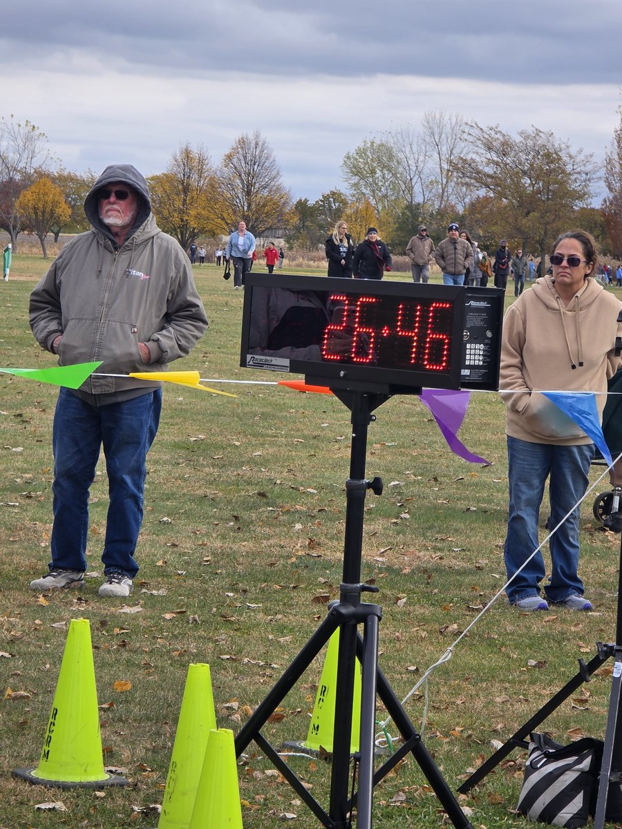 Junior David Peterson PR 8k. Great Job!!